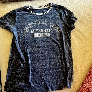 Discovery Cove comfortable tee shirt, size: medium (fits like a small)